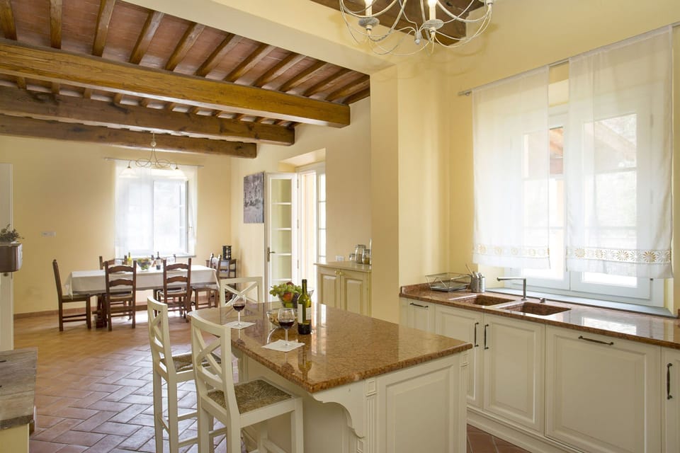 Common Room, Dining Room, Kitchen