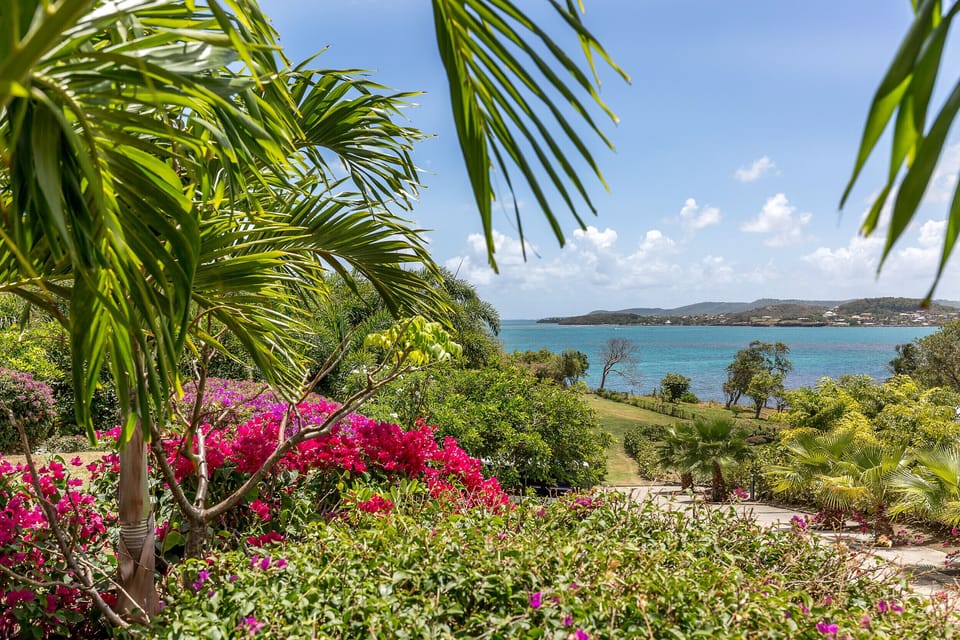 An amazing view of the lagoon with turquoise sea