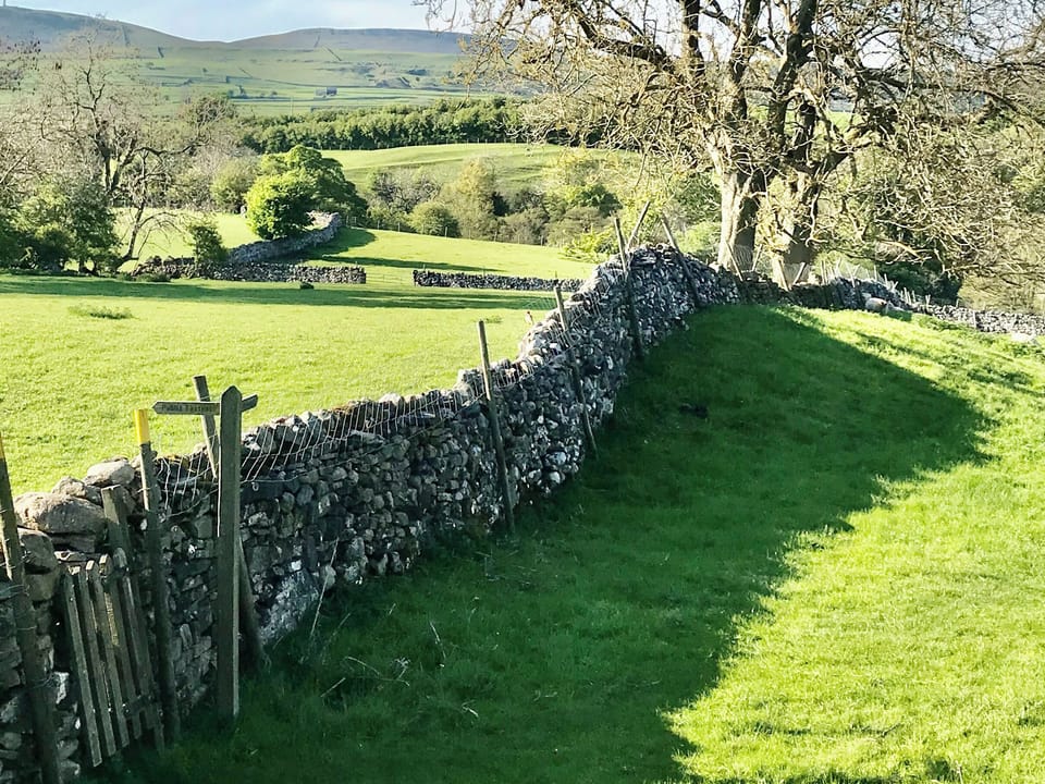 Footpath at the bottom of the garden | The Owlery at Aysgarth, Aysgarth, near Leyburn