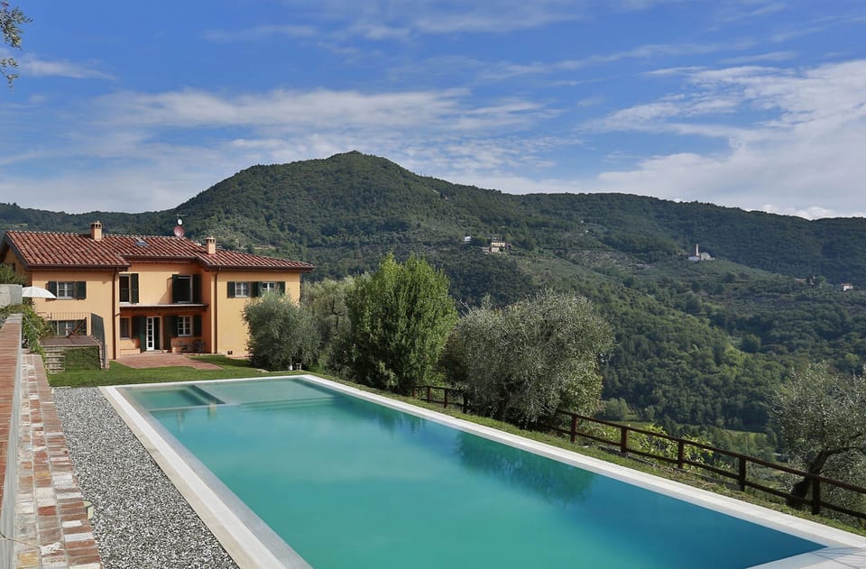 Building Exterior, Pool, Scenic View