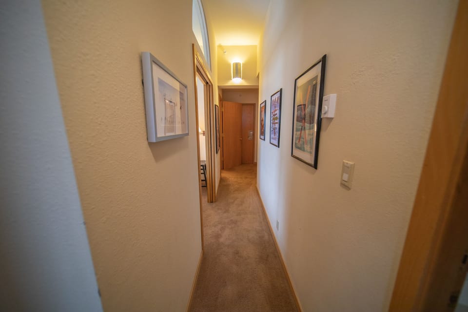 Hall to upstairs Guest bedroom