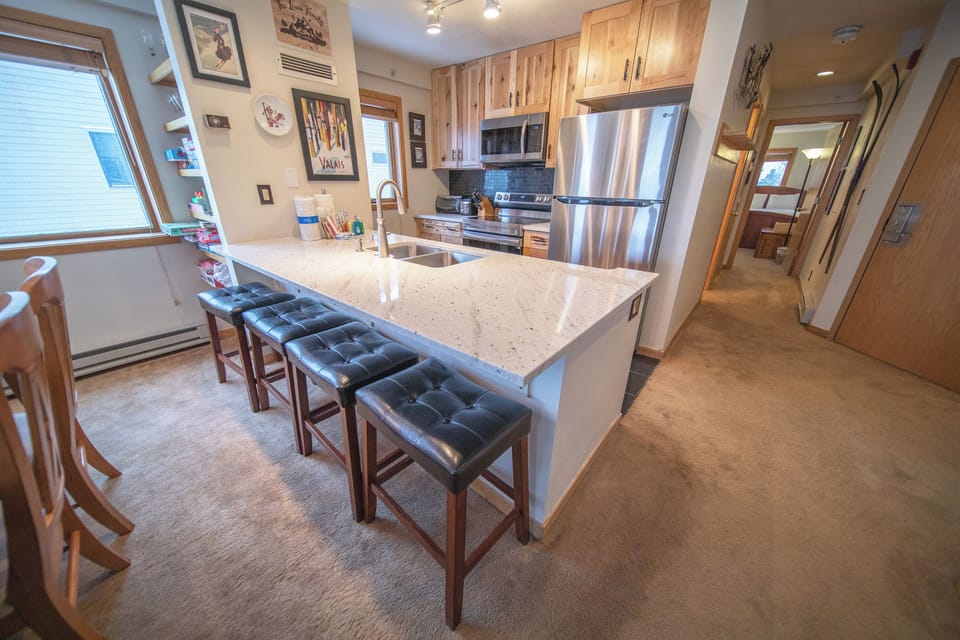 Breakfast Bar Seating Area