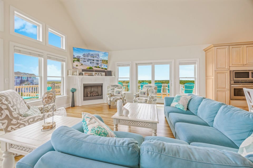 Surf or Sound Realty - 840 - Lucky Oyster - Great Room -2