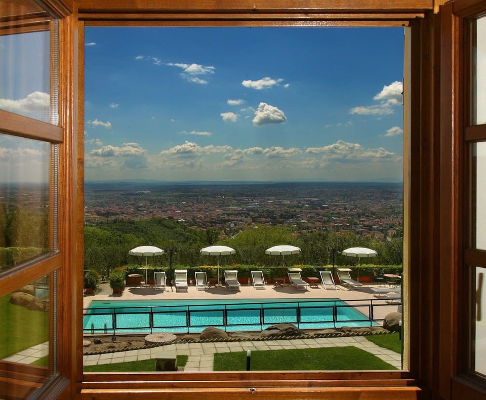 Building Exterior, Garden, Outdoor, Pool