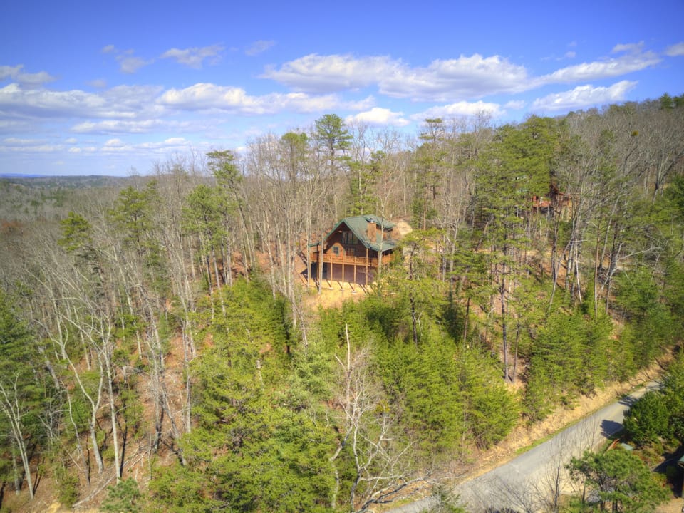 Aerial Shot of Horseshoe Hideaway