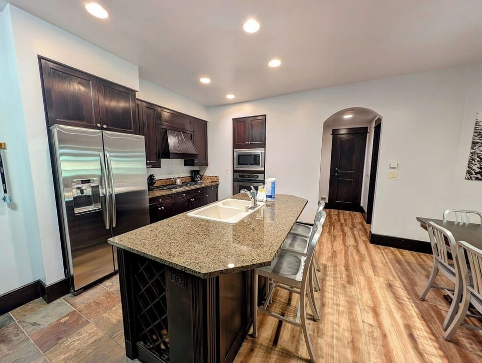 Kitchen with a breakfast bar