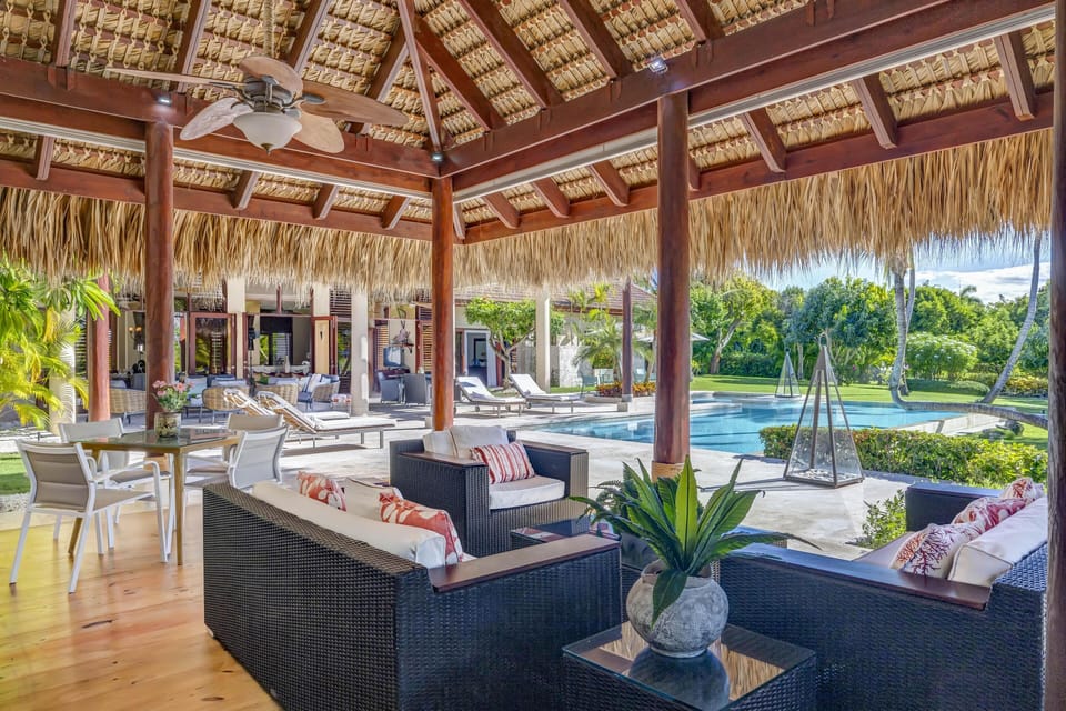 Villa Caballet – A Oasis with Golf Course Views (5595)