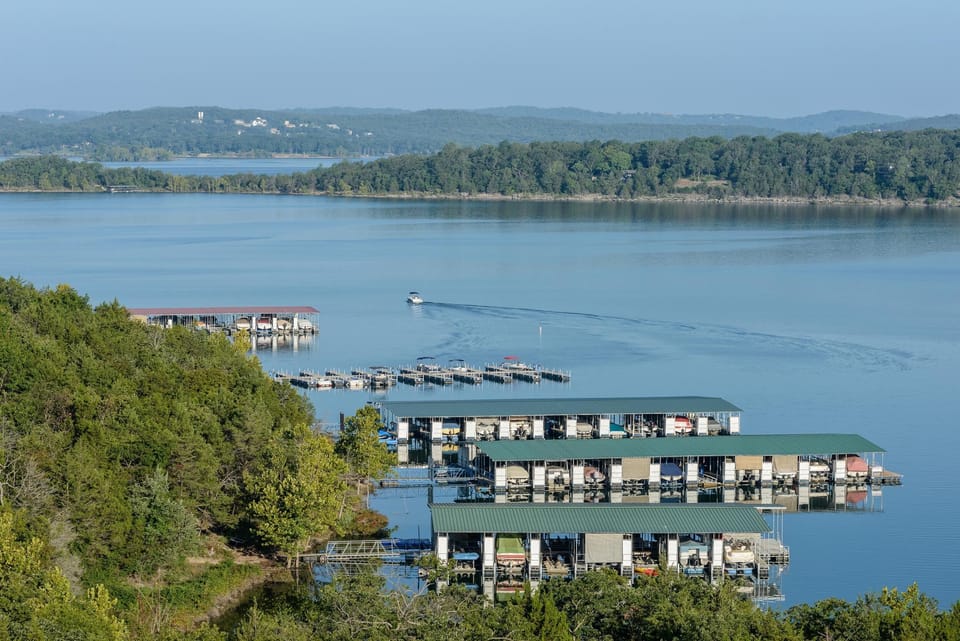 Westgate_Branson_Lakes_LakeView_002