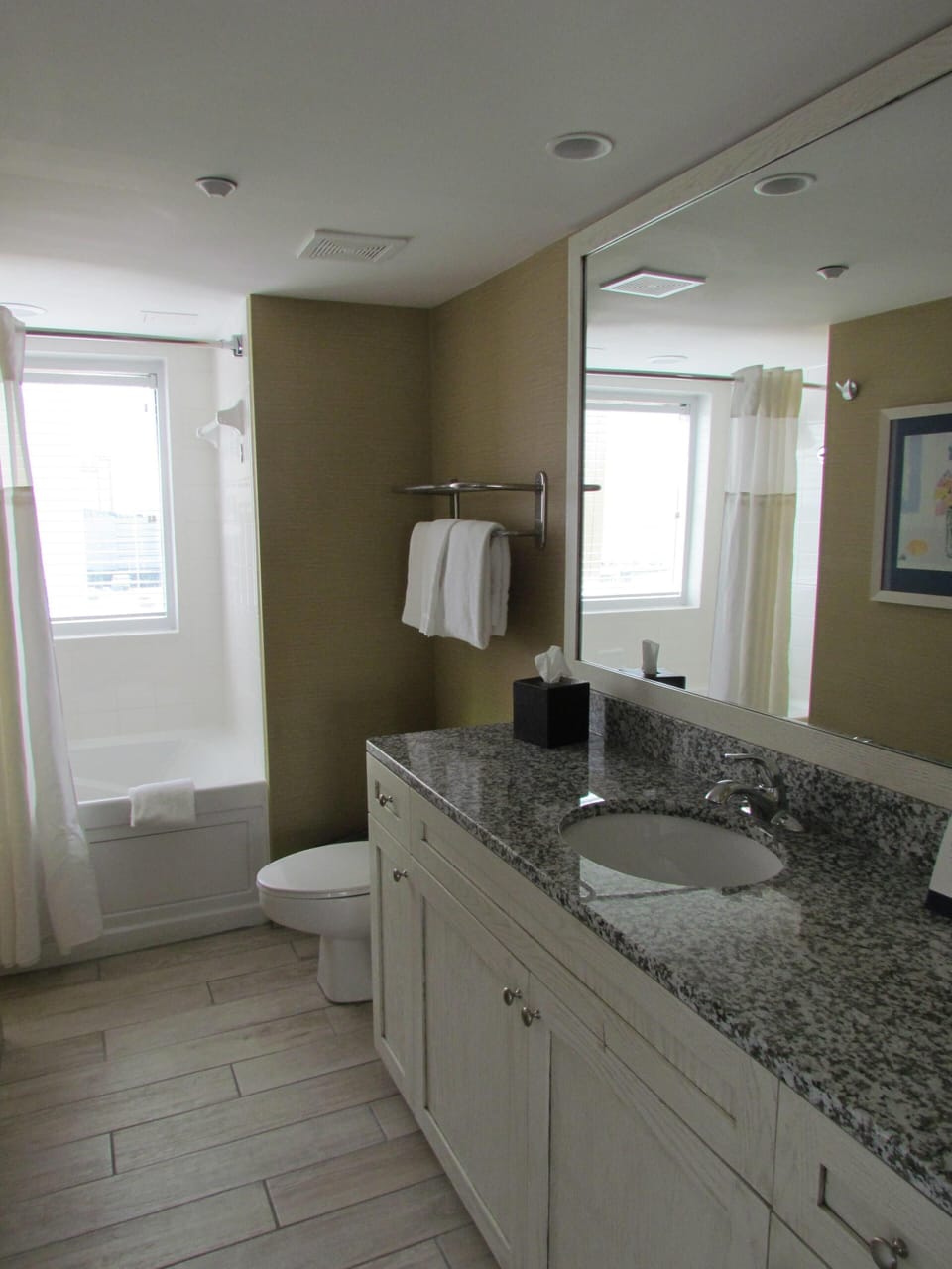 1BR Suite - Bathroom - Boadwalk Resort and Villas-min