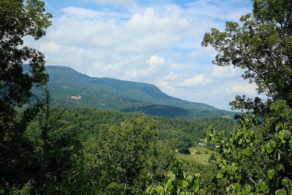 Beautiful Mountain Views!