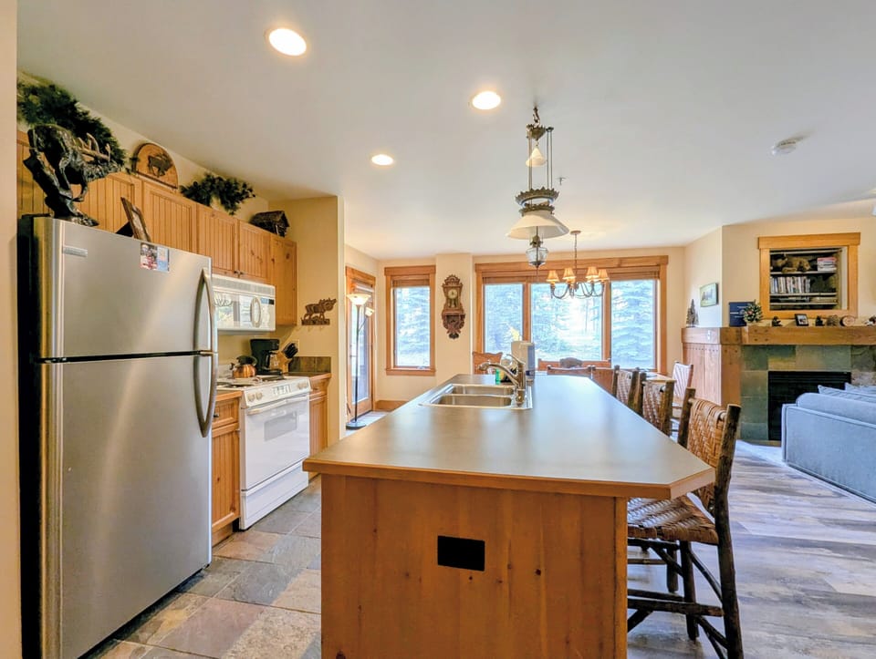 Fully stocked kitchen