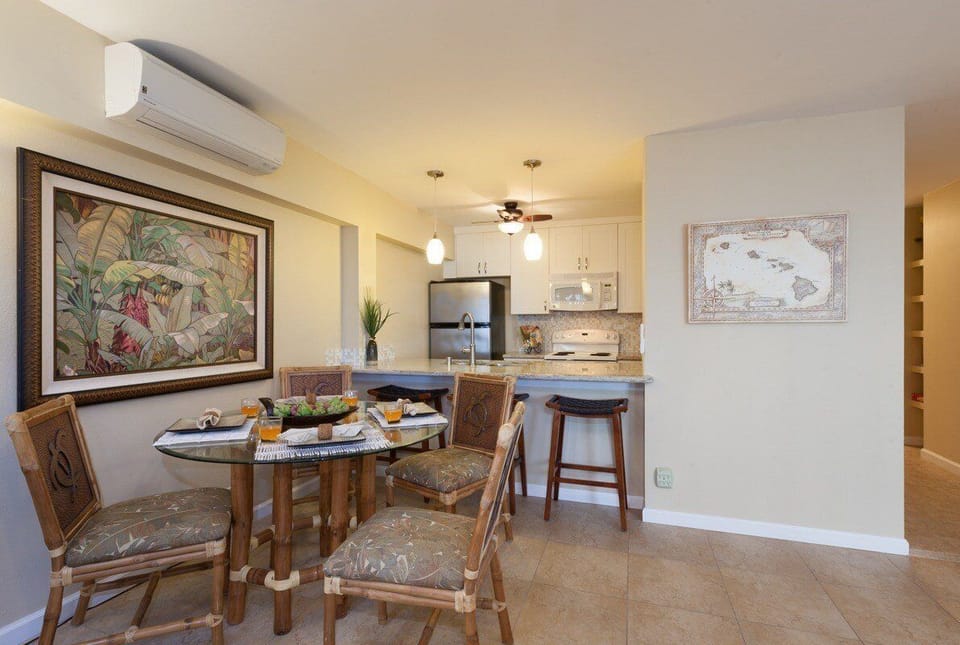 Looking back to the newly updated kitchen.
