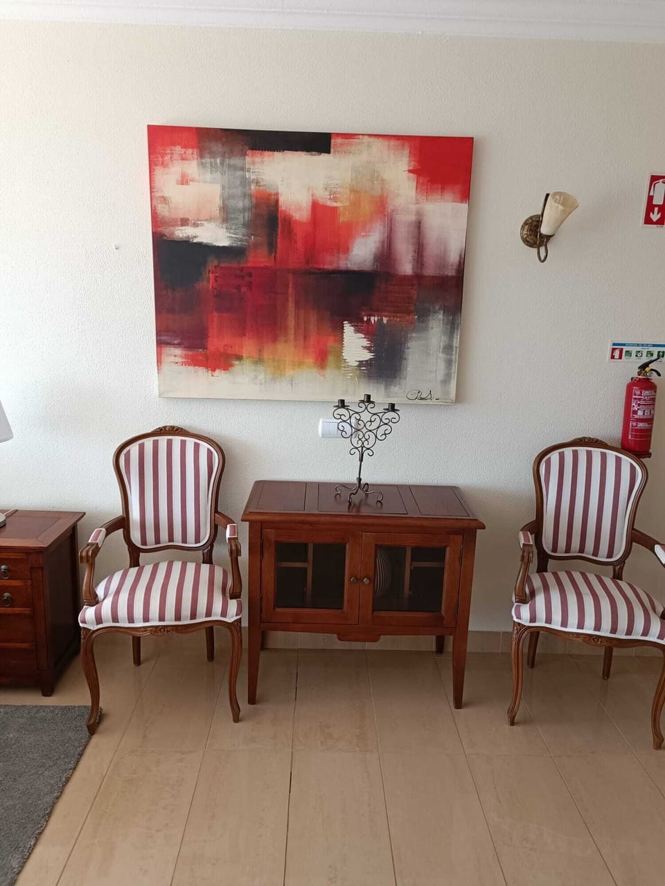 Double Bedroom lounge