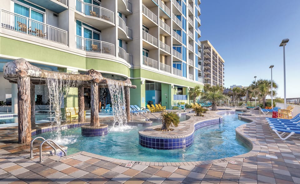 Pool-1-Towers-on-the-Grove