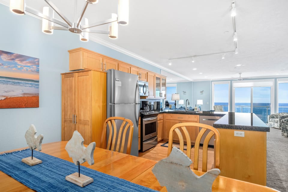 Full kitchen