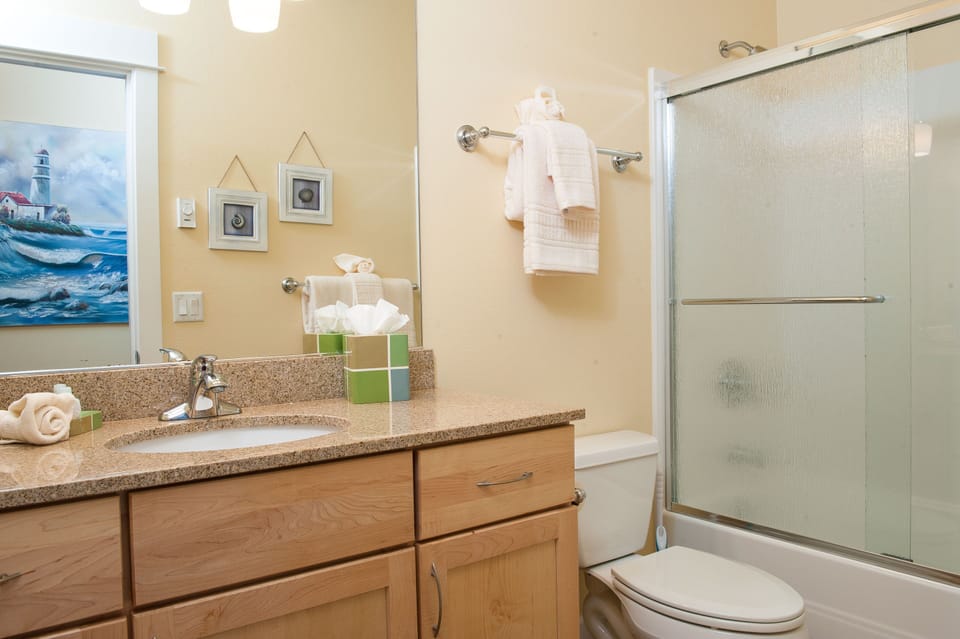 Second Full Bathroom