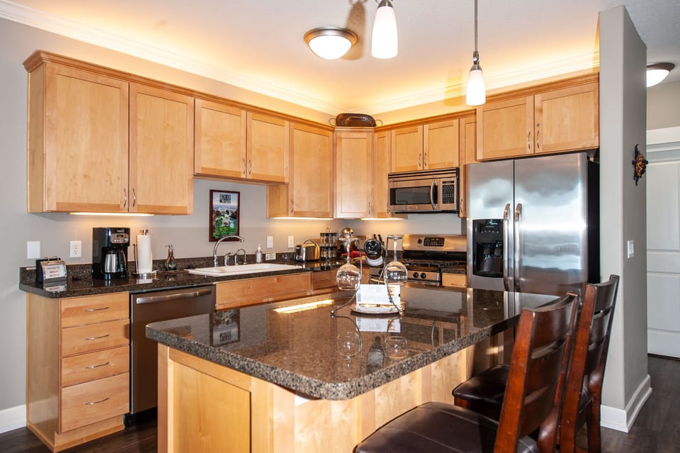 Full Kitchen