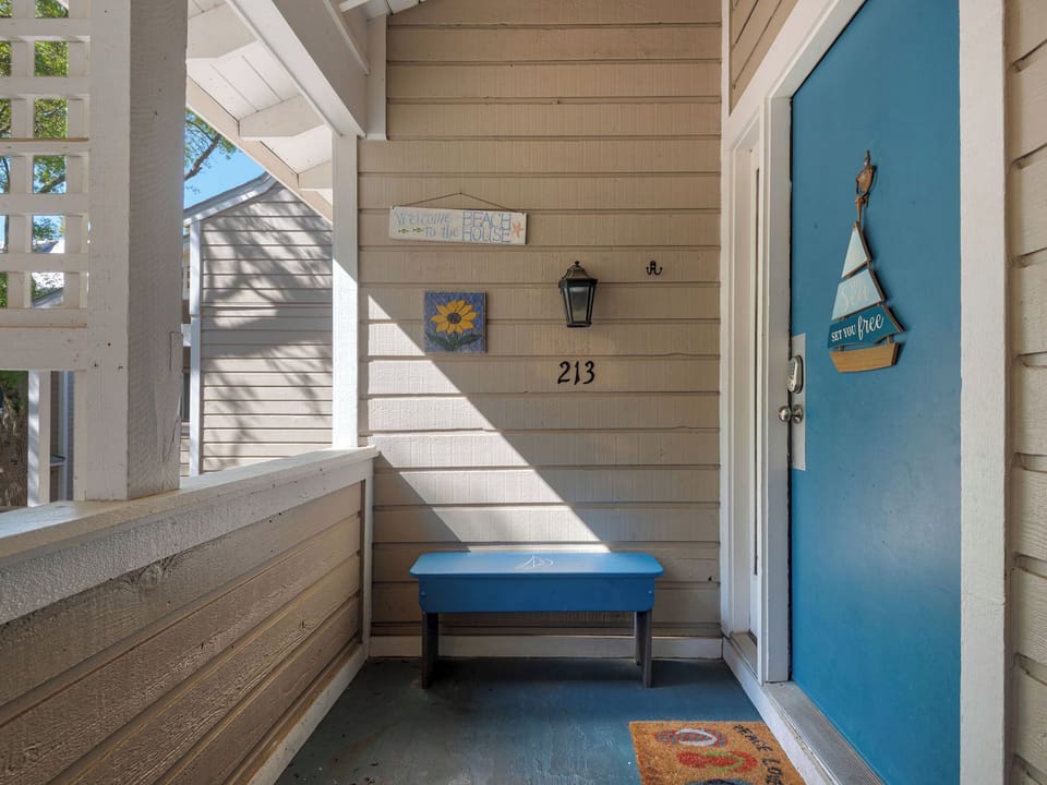 Entrance to Cottage 213