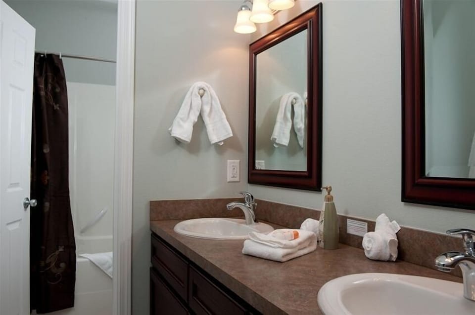 Two Full Bathrooms