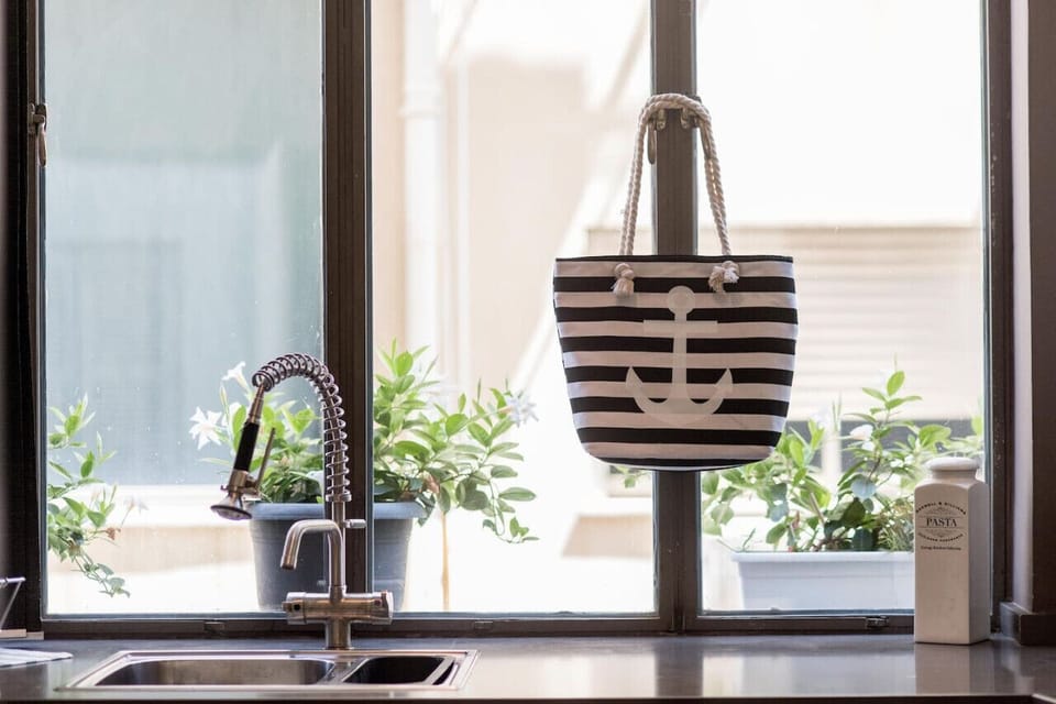 Classic sink