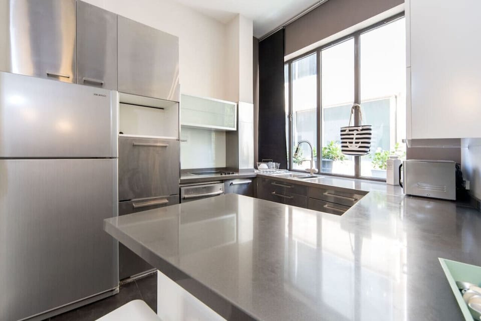 Modern kitchen