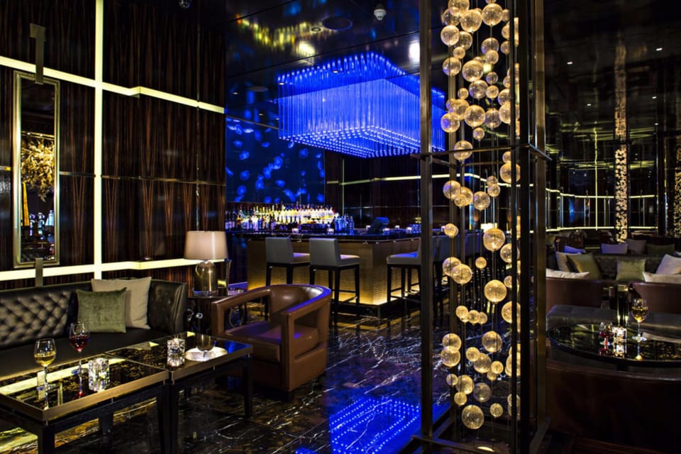 Dining at Atlantis