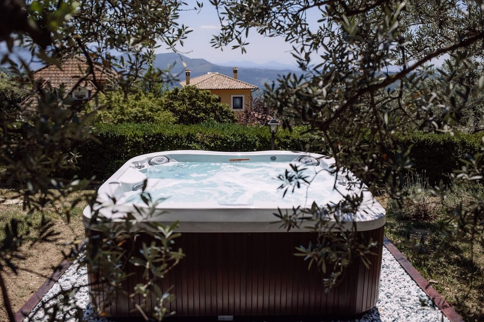 Jacuzzi
