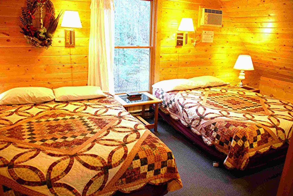 2 Queens in 3rd bedroom upstairs