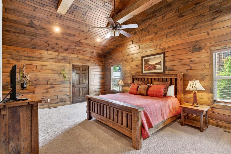 Upper level king suite