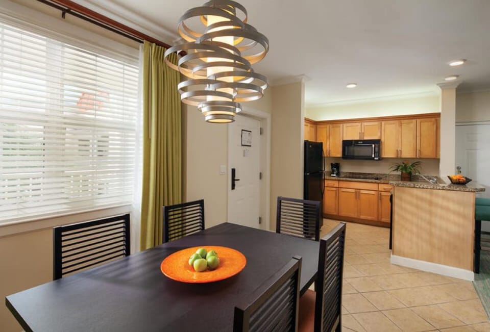 Dinning room stock photo from Harborside website
