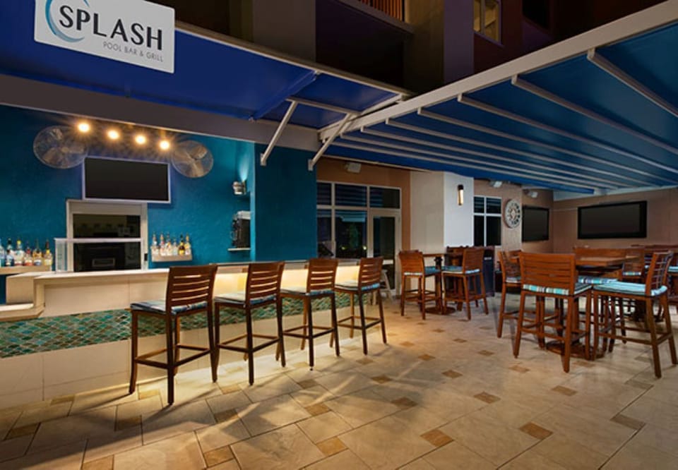 Resort bar