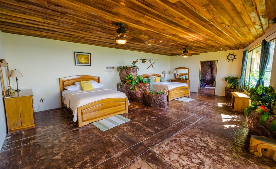 Paradise Lodge Panama, http://paradiselodgepanama.com