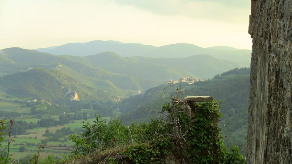 The Stone House in private medieval village House in Umbria
