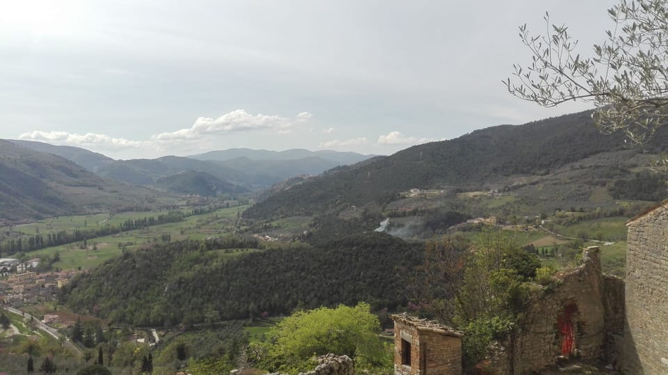 Guesthouse Runcini Triple Room -10 min from Marmore waterfalls Bed and Breakfast in Umbria