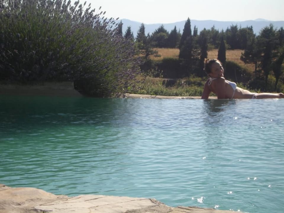 swimmingpool