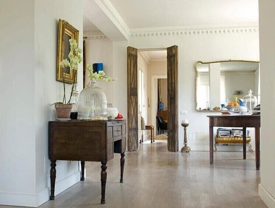 Living room - dining area