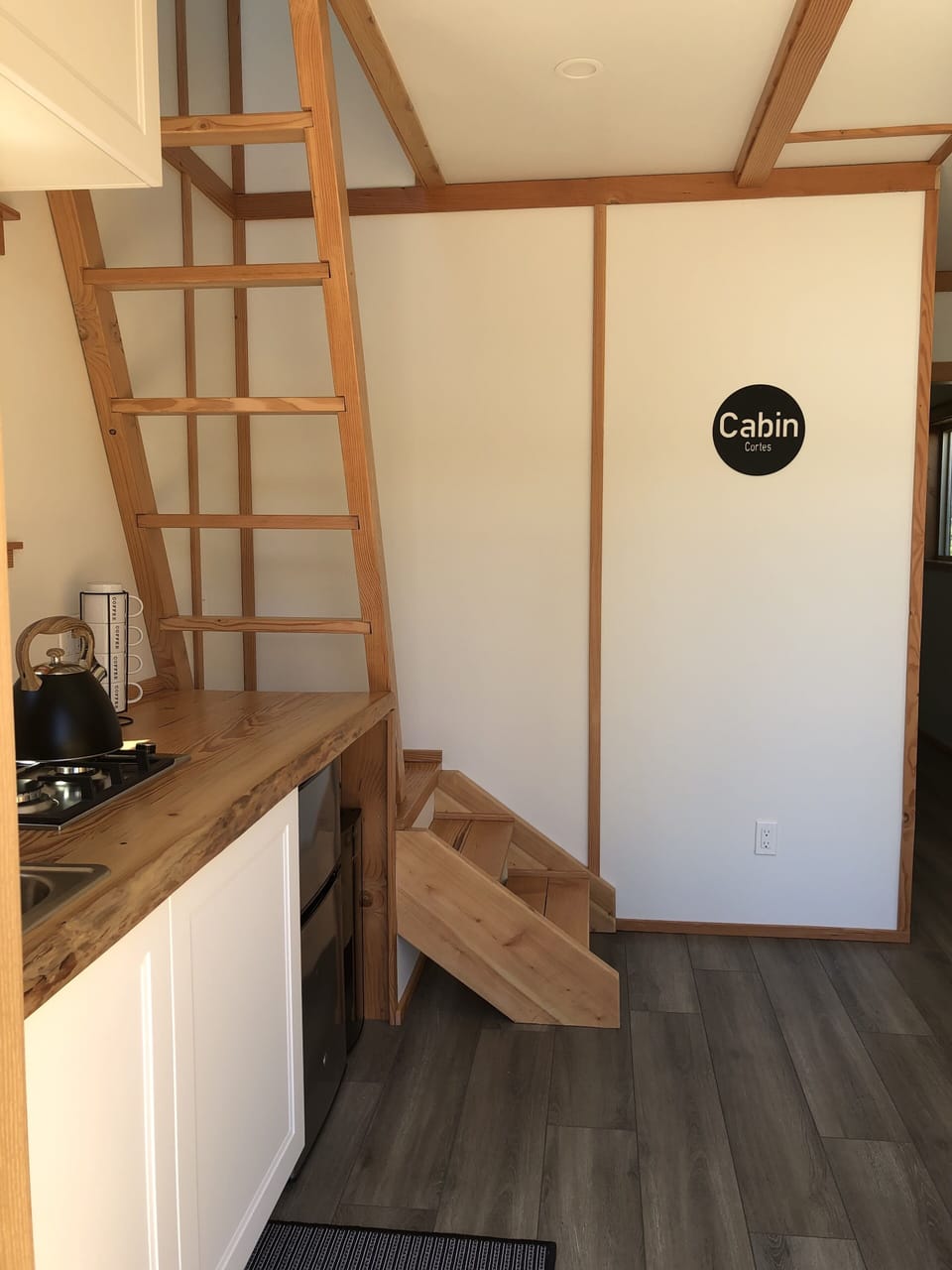 Entrance to Cabin Cortes (same as Redonda)