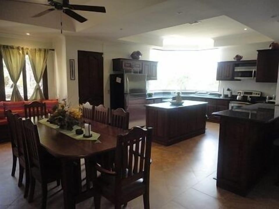 Dining Room Kitchen Area
