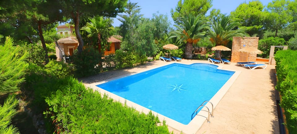 Beautiful holiday finca with pool in Majorca