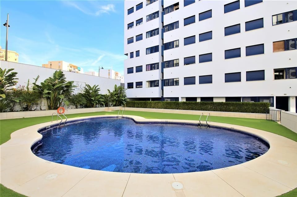 Second swimming pool available in this urbanisation