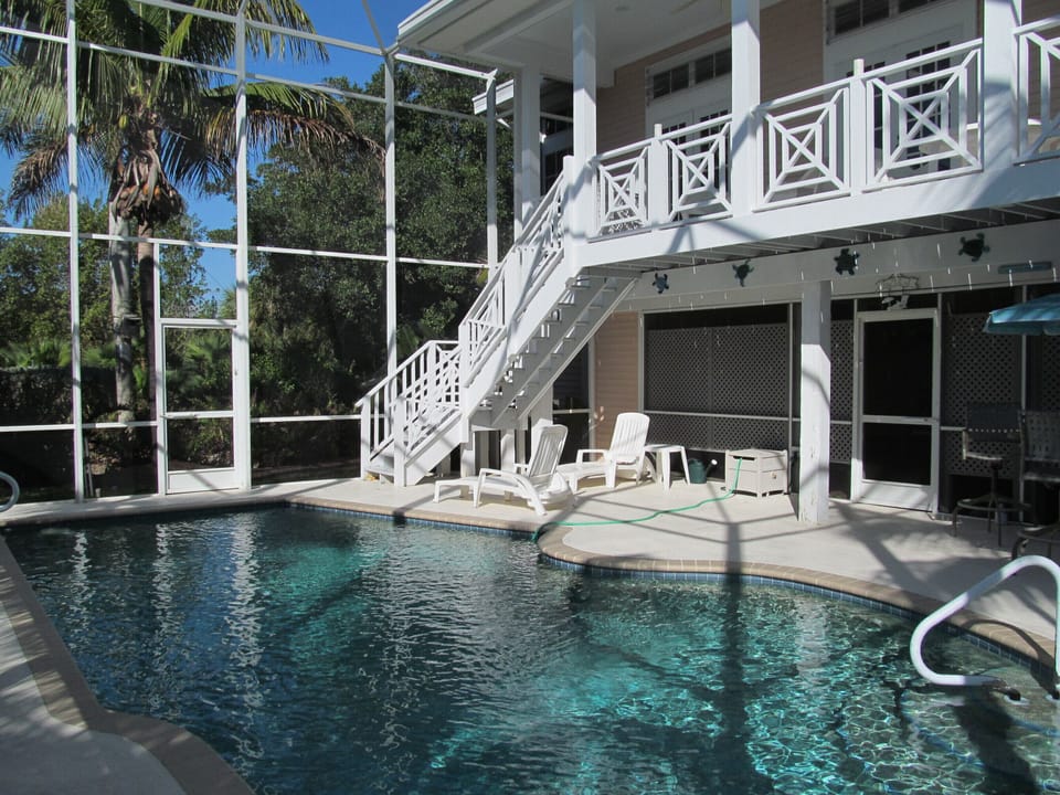 Lanai overlooking  pool.