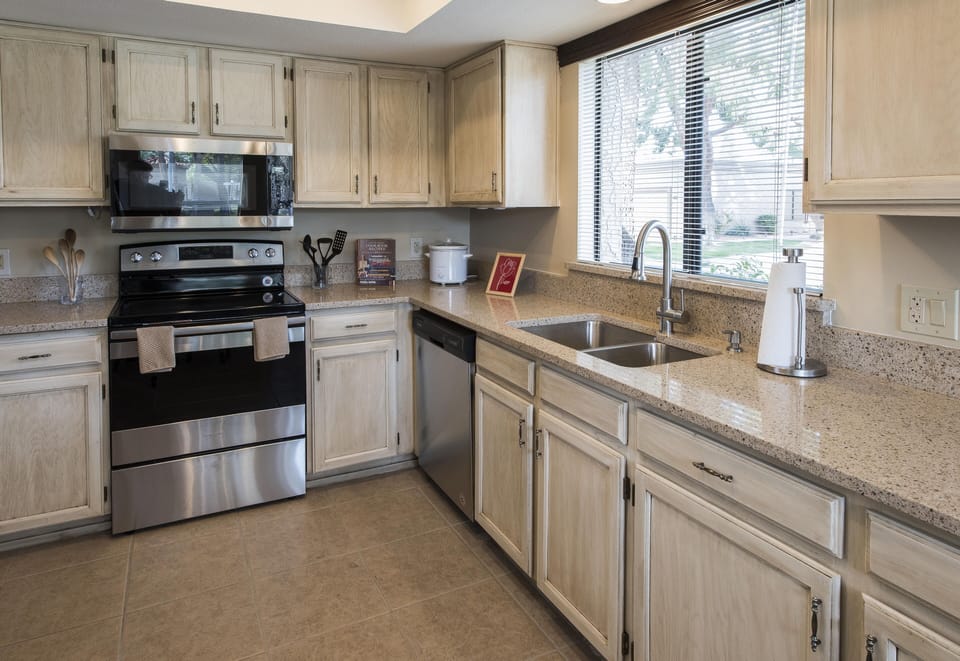 KITCHEN.