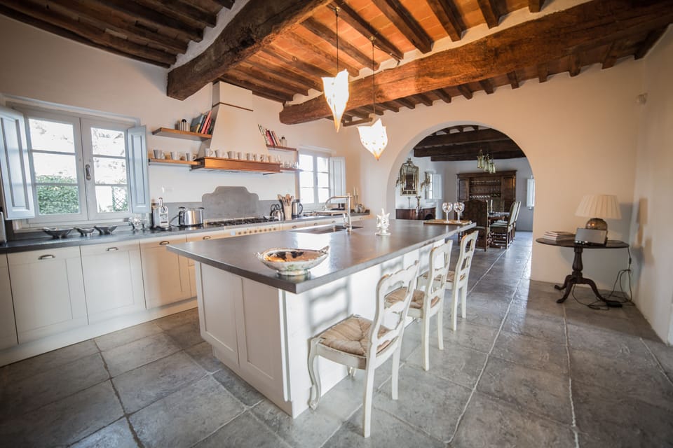 The spacious kitchen in Casa Felice with large counter top.