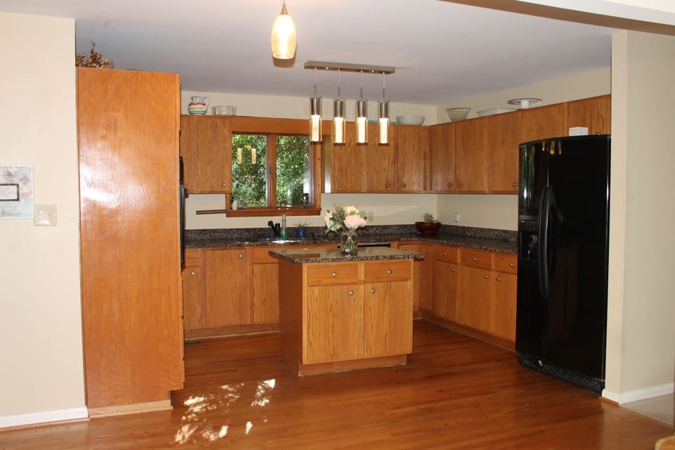 Kitchen 1