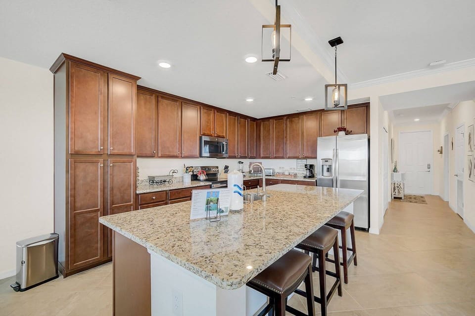 Large Countertop bar provides more seating
