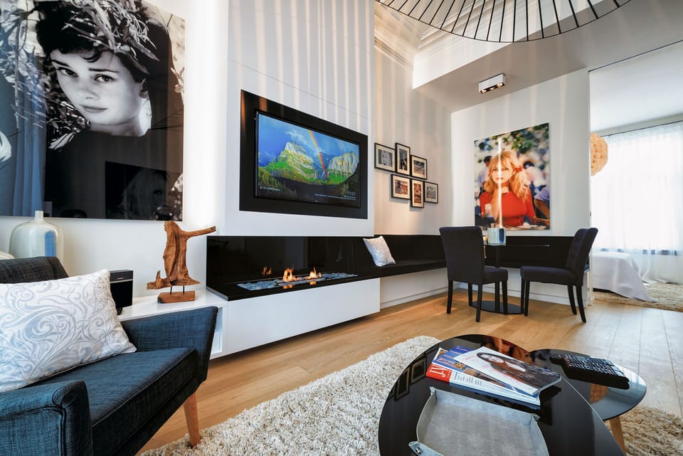 Living Room with Fireplace