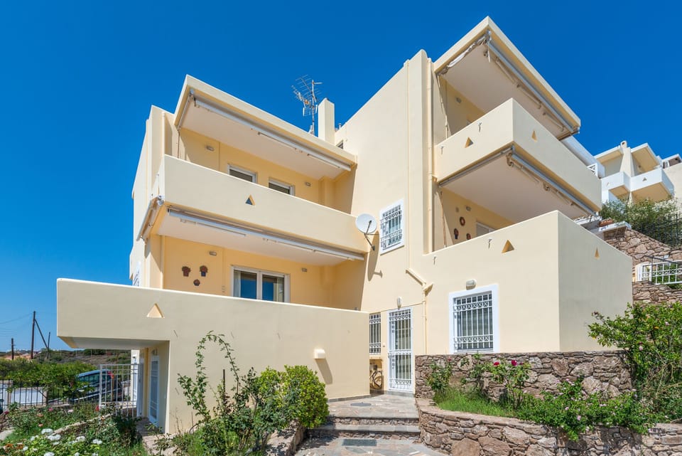 Villa Adamite