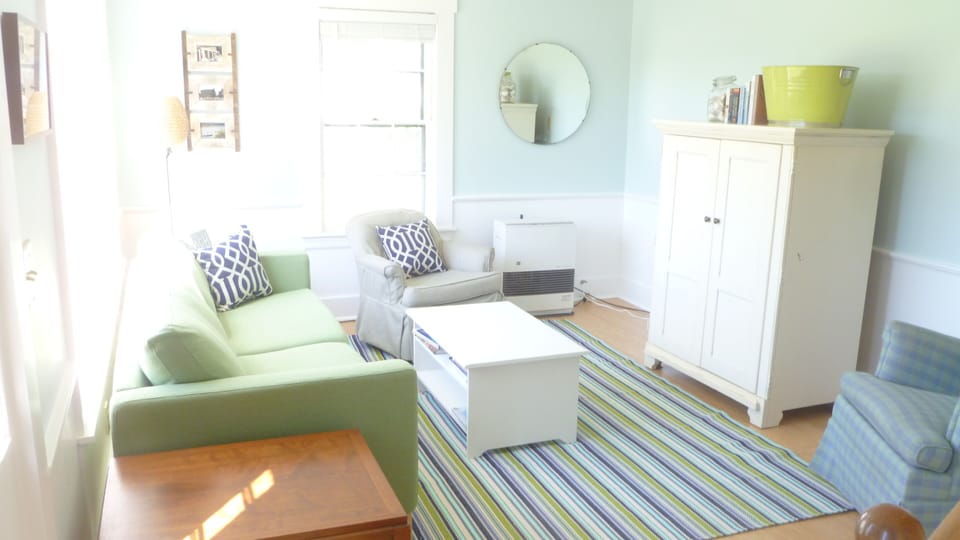airy family room