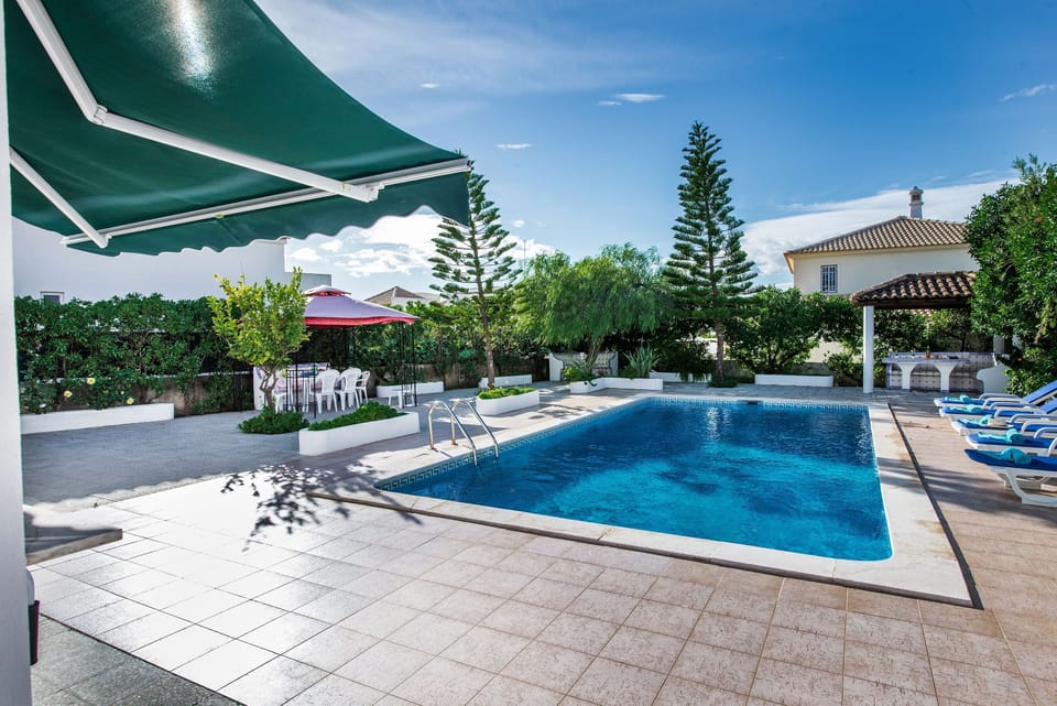 Pool area