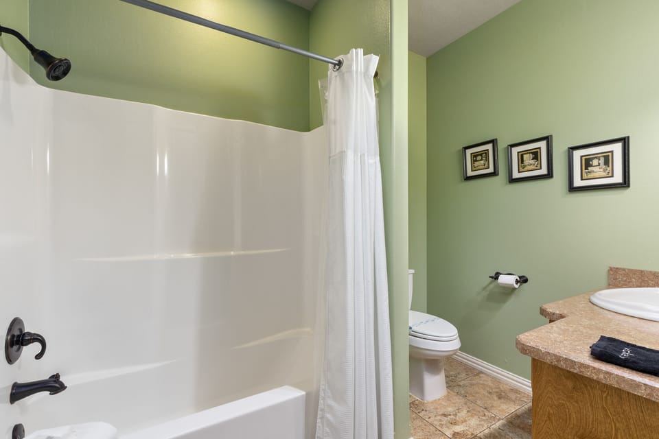Bathroom 2